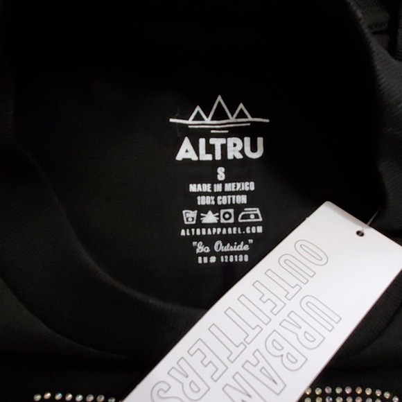 UO Altru 'Spark Joy' rhinestone Embellished Graphic Tee Lg Unisex Marie Kondo - Picture 6 of 8